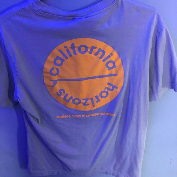 H&M Cali Tee - Picture 2 of 2